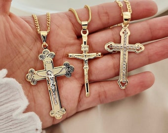 Collar de cruz bañado en oro de 18 quilates: joyería cristiana con colgante