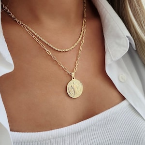 Gold Necklace, Medallion Necklace, 18K Gold Filled Coin Necklace, Dainty Minimalist Jewelry, Christmas Gift, Gift For Her