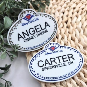カスタムマジカルクルーズ船キャストメンバー名バッジ - 航海休暇記念品タグ