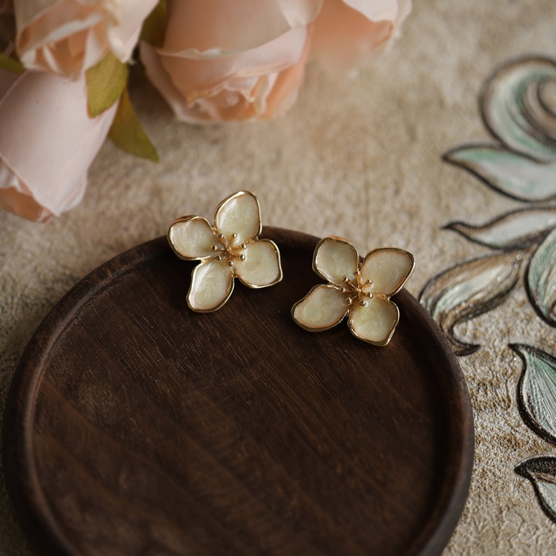 Delicate French Style Flower Stud Earrings, Elegant Bridesmaid Earrings, Best Friend Gift, Floral Earrings for women, Gold Blossom Earrings image 2