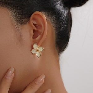 Delicate French Style Flower Stud Earrings, Elegant Bridesmaid Earrings, Best Friend Gift, Floral Earrings for women, Gold Blossom Earrings image 4