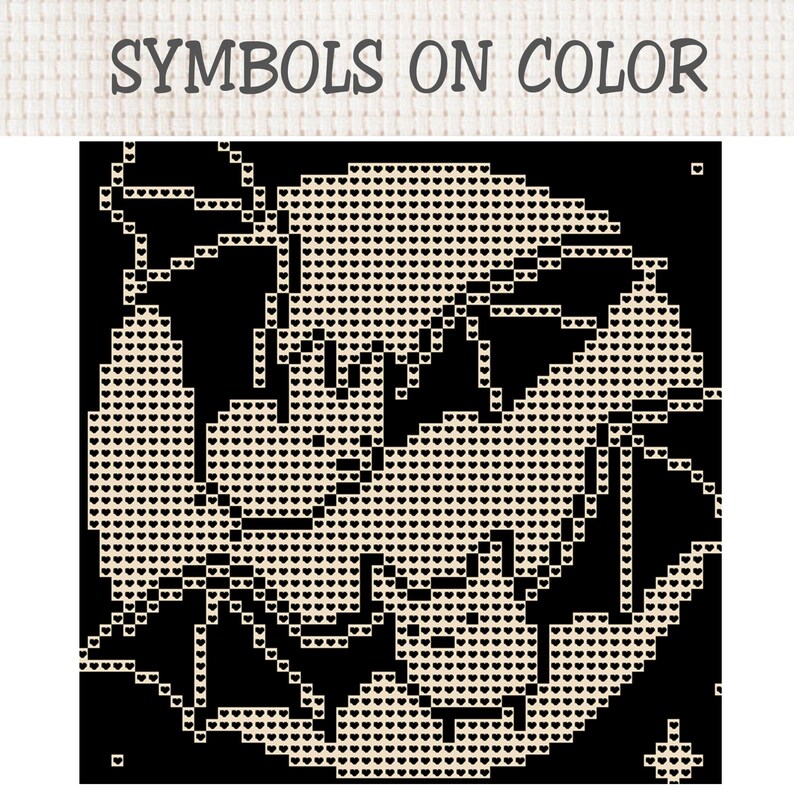 Puede incluir: Un patr&oacute;n de punto de cruz titulado SYMBOLS ON COLOR que presenta un fondo negro con un gr&aacute;fico de murci&eacute;lago beige compuesto por peque&ntilde;os s&iacute;mbolos en forma de coraz&oacute;n. El dise&ntilde;o muestra un murci&eacute;lago estilizado con alas extendidas y una peque&ntilde;a estrella.