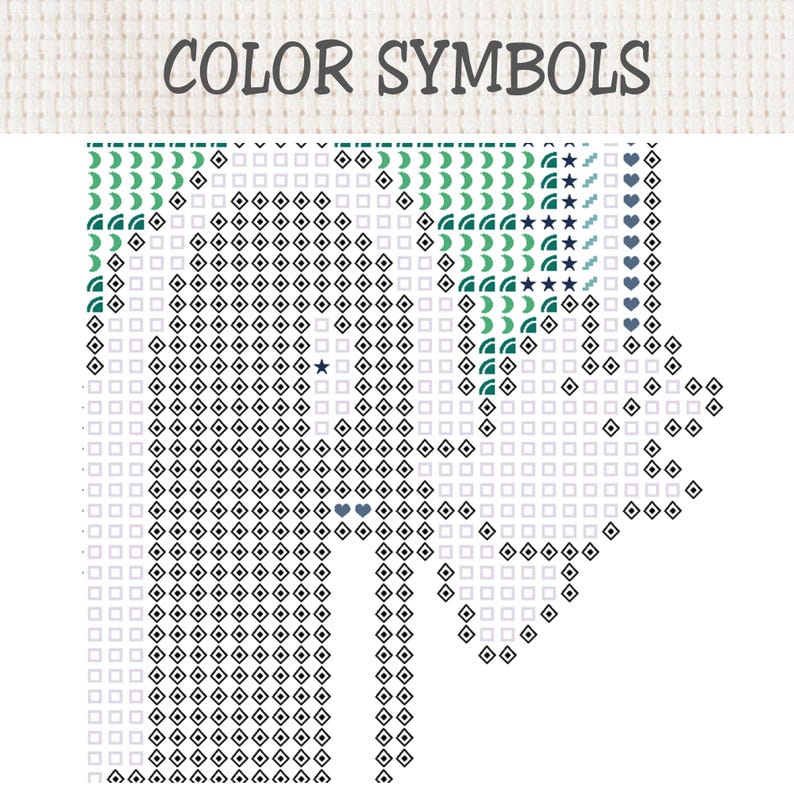 K&ouml;nnte beinhalten: Ein Kreuzstichmuster mit der &Uuml;berschrift COLOR SYMBOLS, das ein Gitter aus Quadraten und Rauten zeigt. Das Design enth&auml;lt verschiedene Symbole wie gr&uuml;ne Halbmonde, dunkelblaue Sterne, Herzen und Zickzacklinien auf einem wei&szlig;en Stoffhintergrund.