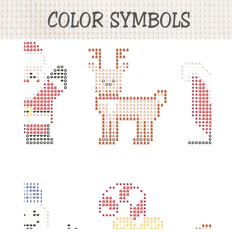 Pu&ograve; includere: Uno schema a punto croce intitolato COLOR SYMBOLS che presenta varie icone a tema natalizio. La griglia mostra una renna, una figura parziale di Babbo Natale e altre forme festive composte da simboli rossi, marroni, gialli e neri su tessuto bianco.