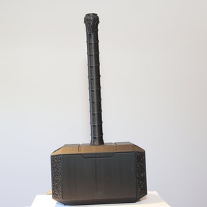 Marvel&#39;s Mjolnir Thor&#39;s Hammer | 3D Printed Full Scale Prop