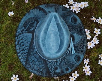 Peacock Burned Hat, Floral Cowboy Hat. Burned Cowboy Hat: Engraved Suede Boho Fedora, Wide brim hat Western Hat Festivals