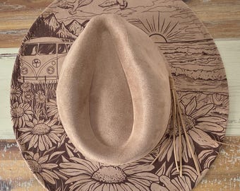 Beach Burned Hat, Floral  Daisy Burned cowgirl Cowboy Hat: Engraved Suede Boho Fedora, Wide brim hat Western Hat Festivals