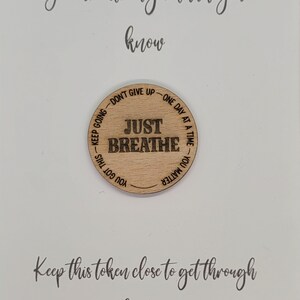 Símbolo de abraço de bolso de madeira Just Breathe - Você tem essa inspiração, pensando em você, presente para me buscar, motivação, amizade