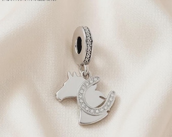 Horse head and Horseshoe charm, Horse shoe charm,charm Cloverleaf Charm, 925 Silver Charm  Necklace Charm