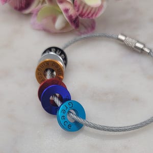 Personalisierte Land Stadt Stadt Reisetoken für Armbänder und Halsketten gravierte Reiseringe, Reisegeschenk aus Metall