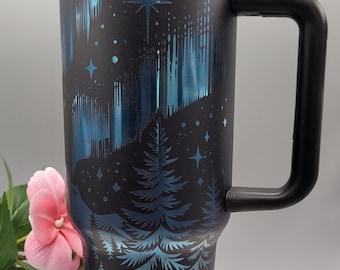 Vaso térmico con diseño de auroras boreales y naturaleza salvaje - Negro sobre base arcoíris, vaso térmico de doble pared de 40 oz con asas, montañas.