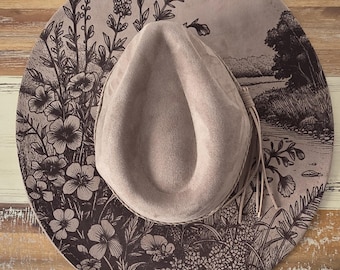 Wild meadow Burned Hat, Floral Cowboy Hat. Burned Cowboy Hat: Engraved Suede/Felt Boho Fedora, Felt Wide brim hat Western Hat Festivals