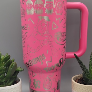 90-talsnostalgi, 1990-tals 40oz dubbelväggig isolerad tumbler med handtag. Present till mamma, mormor, syster, systerdotter.