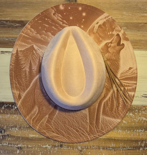 Howling Wolf Hat, Bird Burned Cowgirl Cowboy Hat: Engraved  display picture 2