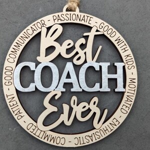 DIY Paint Ihren eigenen hölzernen Best Coach Ever Geschenkanhänger, Coach Ornament, Sport Coaching - in schlichter Naturholzfarbe Nicht lackiert