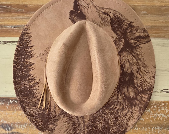 Howling Wolf Burned Hat, cowgirl Burned Mountain Cowboy Hat: Engraved Suede  Boho Fedora, Felt Wide brim hat Western Hat Festivals
