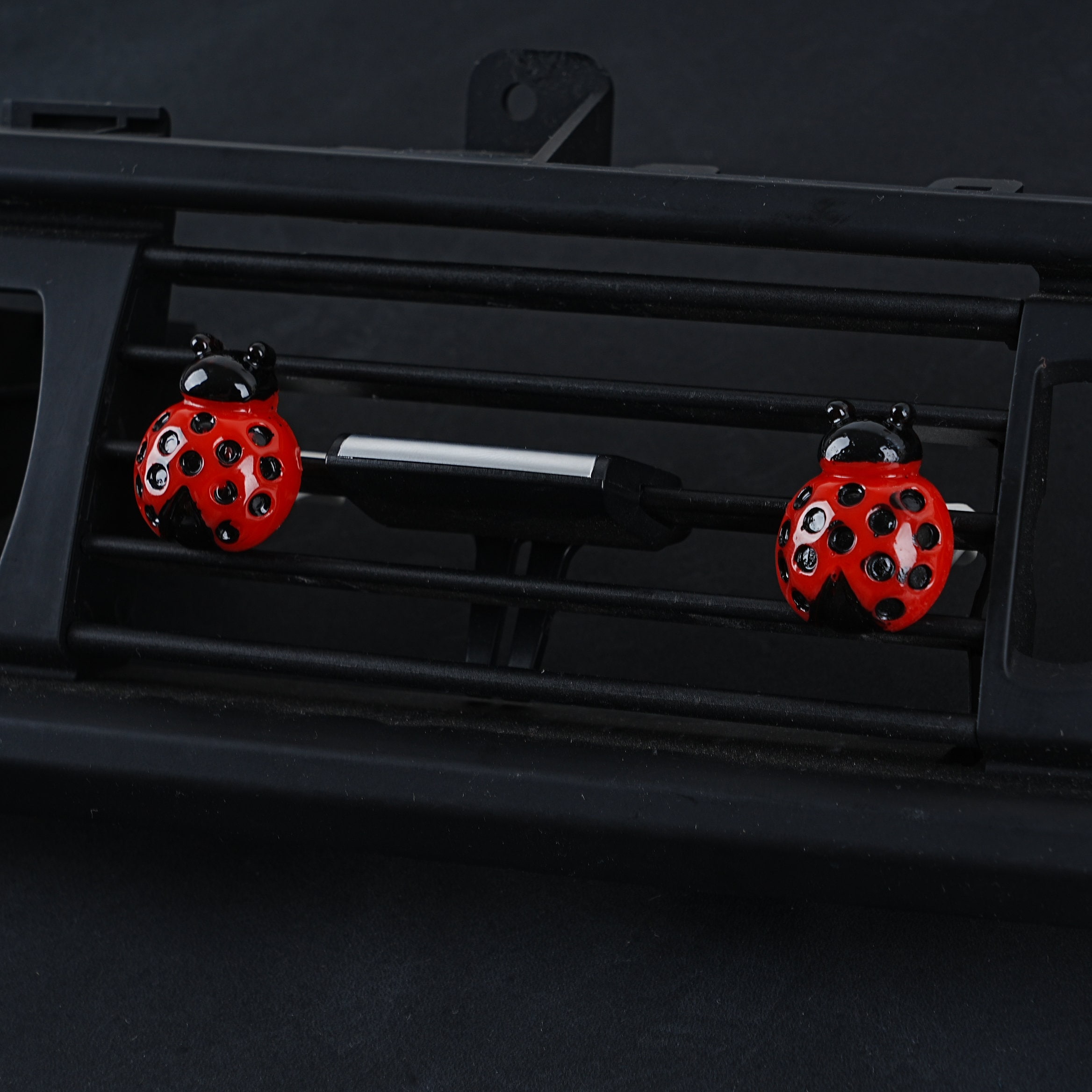 Red Ladybug Car Vent Clips, Insect Car Accessory for New Car, Cute Car Air Vent Clips for Car Decoration, Cute Interior Car Accessories