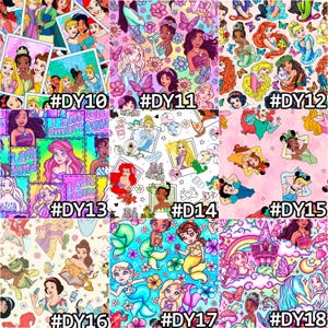 K&ouml;nnte beinhalten: Eine Sammlung von Stoffmustern mit verschiedenen Disney-Prinzessinnen-Designs. Die Muster enthalten Bilder von Prinzessinnen, Schmetterlingen und floralen Elementen in leuchtenden Farben. Jedes Muster ist mit einem eindeutigen Code gekennzeichnet, wie z. B. #DY10, #DY11 und #DY12.