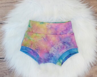 Baby Girl Bummies, Baby Girl Bloomers, Baby Girl Diaper Cover’s, Baby Girl Shorts, Toddler Shorts, Bummies, Baby Girl High Waisted Shorts