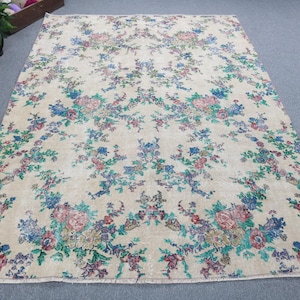 Vintage Turkish Rug 6x8ft Floral Design