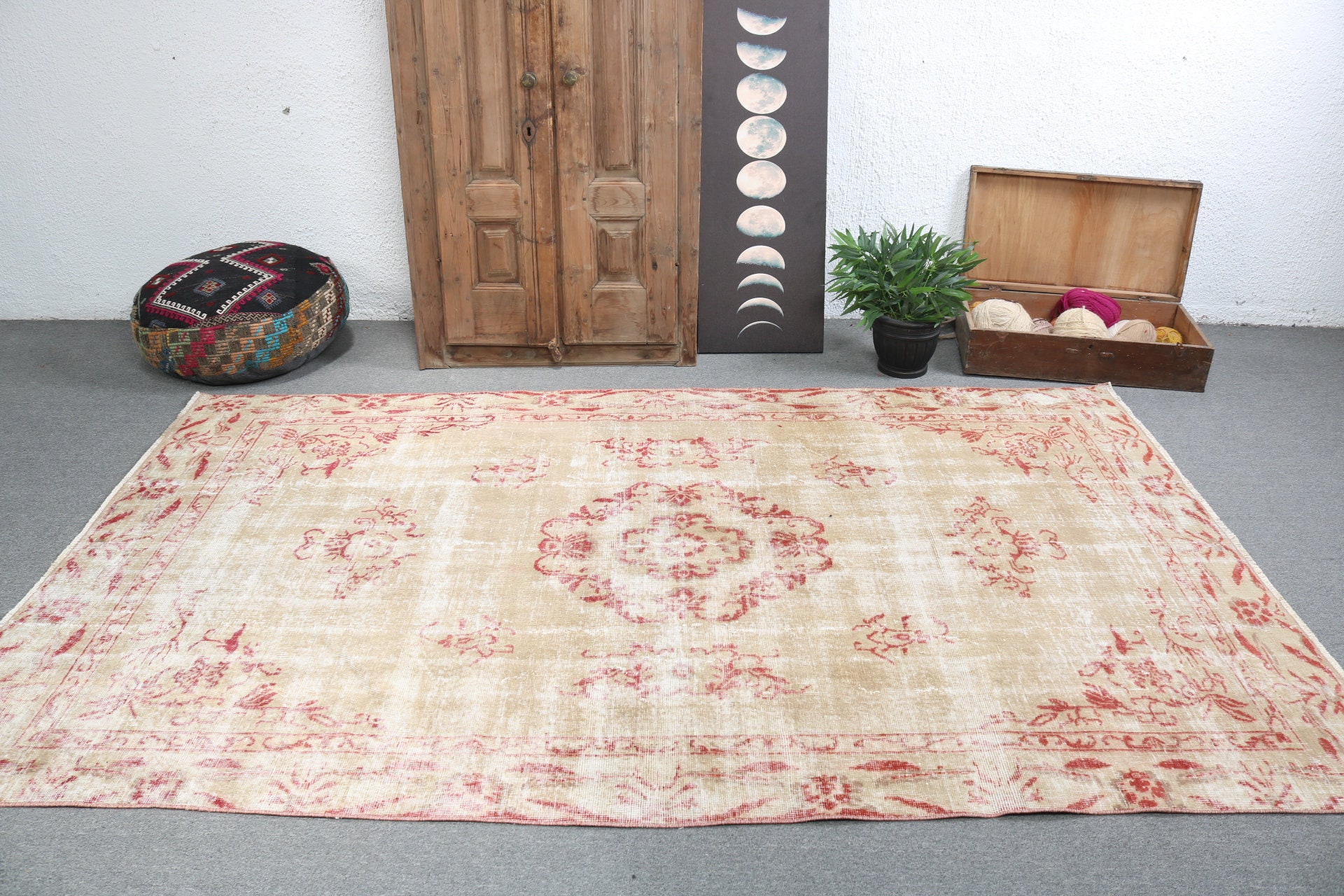 Vintage Rug, 5.4x8.9 ft, Large Rug, Turkish Rug, Antique Rug, Rugs For Living Room, Beige Oriental Rugs, Gift For Her, 2616