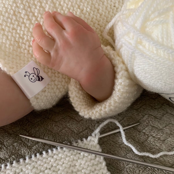 Brassière Bébé cache-coeur en tricot fait main