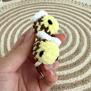 Crochet Mini Bee | Bee Plush | Handmade Amigurumi Bee | Small Bee Plushie | Cute Soft Bee | Handmade Gift