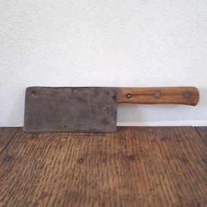 Smaller vintage distressed yet functional butcher&#39;s cleaver with wooden handle