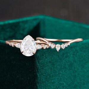 moissanite engagement ring set Stacking ring.14K/18K Rose Gold,vintage Unique pear diamond Cluster ring women, wedding Bridal set