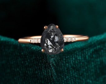 Anillo de compromiso de cuarzo rutilado negro, anillo de bodas de oro rosa en forma de pera, anillo de promesa de aniversario de siete piedras, anillo de punta de novia único