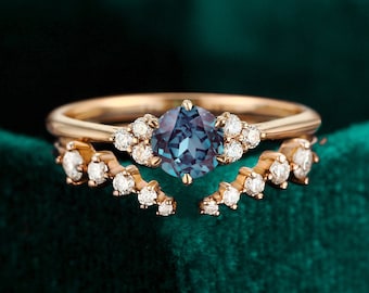 Lab Alexandrite Rose Gold Bridal Ring Set, Vintage Moissanite Cluster