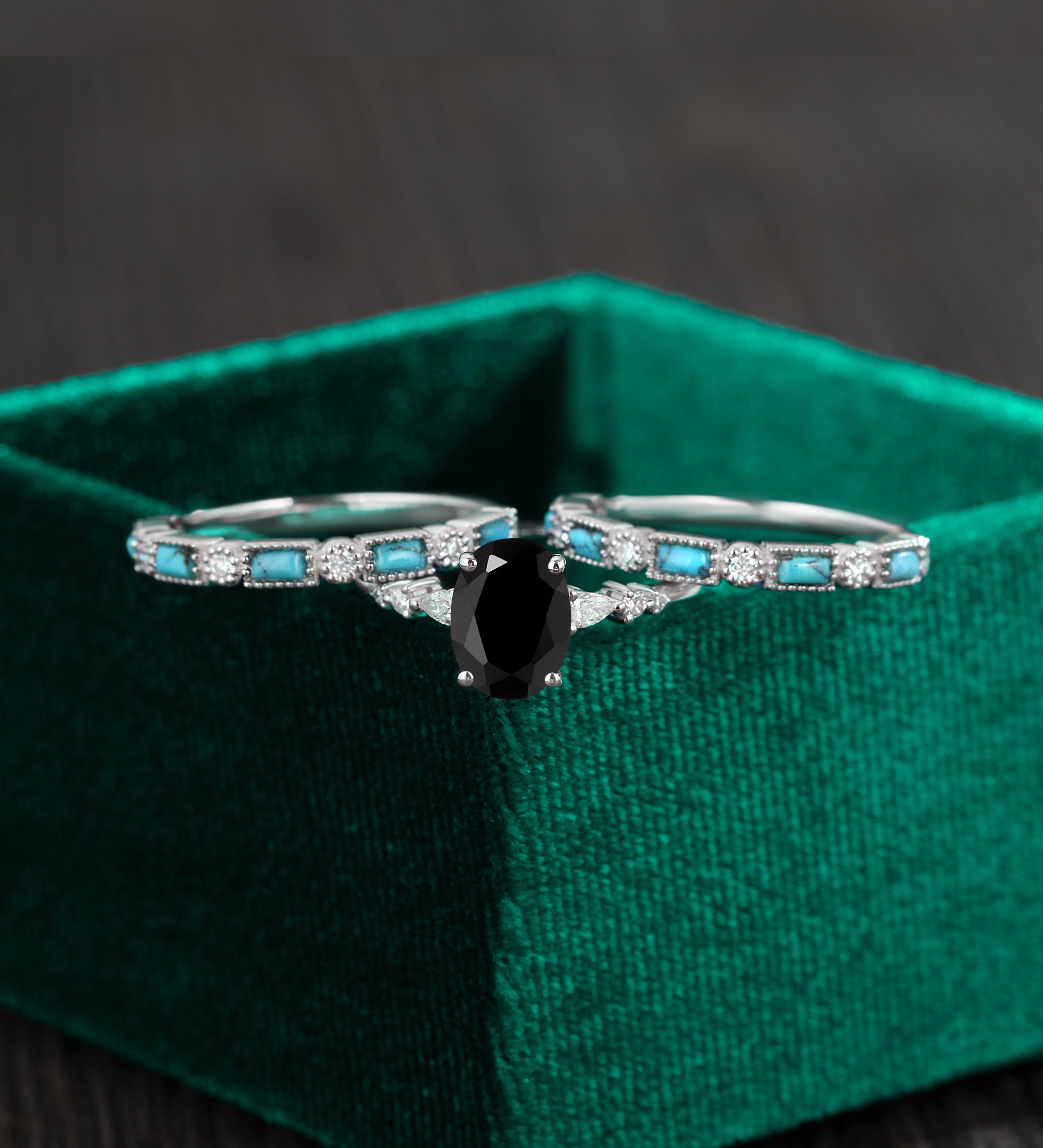 diamond ring Tiffany Onyx