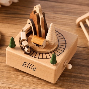 Caja de música de tren de madera personalizada, regalos de cumpleaños personalizados, regalo de recuerdo para niños, regalo de baby shower, caja de música con nombre grabado, regalo para él.