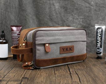 Toiletry bag canvas, Valentines day gift, Groomsmen gifts, Anniversary gifts, Dopp kit, For men, Personalized gift for him, Toiletry kits