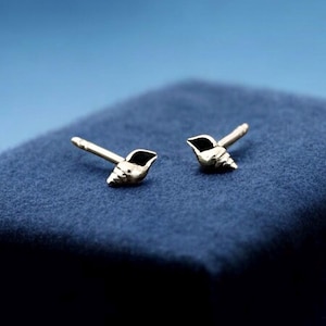 Sterling Silver Sea Shell Stud Earrings, Dainty Conch Stud Earrings, Silver Shell Studs