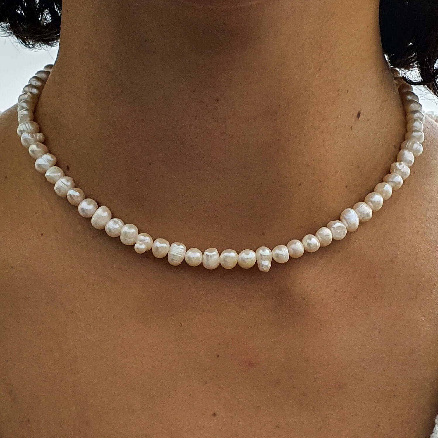 Pearl Necklace for Men Round White Pearl Necklace for Women Mens Pearl  Necklace Pearl Necklace Choker Jewelry Gift for Women (16inch(6mm), white)