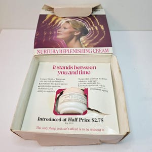 Vtg NOS Avon Nurtura 2oz Replenishing Creme Original Display Box