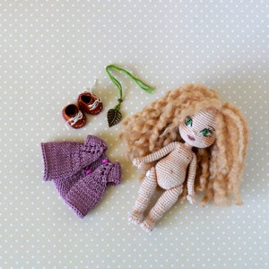 Patron de vêtements de poupée au crochet (pour la poupée Alisia)