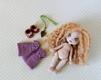 crochet doll clothes pattern  (for Alisia doll)