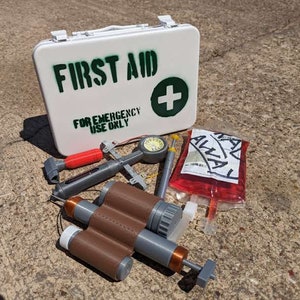 Fallout 4 First Aid Kit - fully stocked