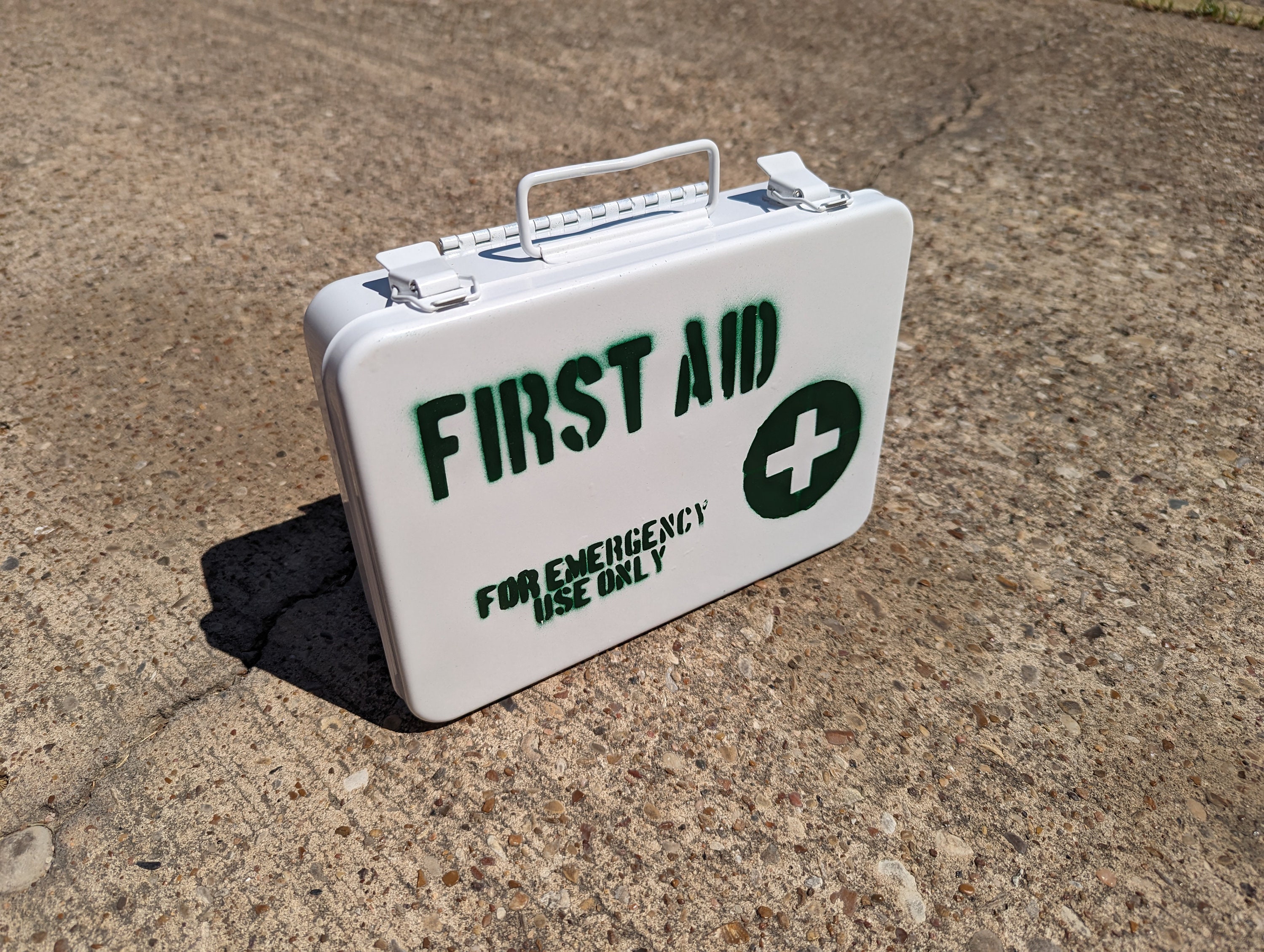 Fallout 4 応急処置キット - 完全装備 - Etsy 日本