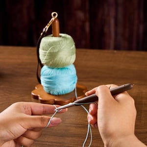 Personalized Magnetic Yarn Ball Holder, Wooden Gift for Mom and Knitters, Unique Christmas gift, Yarn Holder with Phone Stand