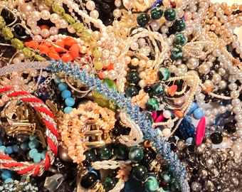 Mystery Box of Wearable and Clean Vintage and Modern Fashion/Costume Jewelry | 1 Pound Grab Bag