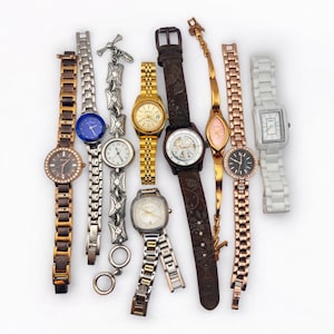 Vintage Women's Small 1 inch Face Dainty Wristwatches Band Size 7-7.5” Gift for Her