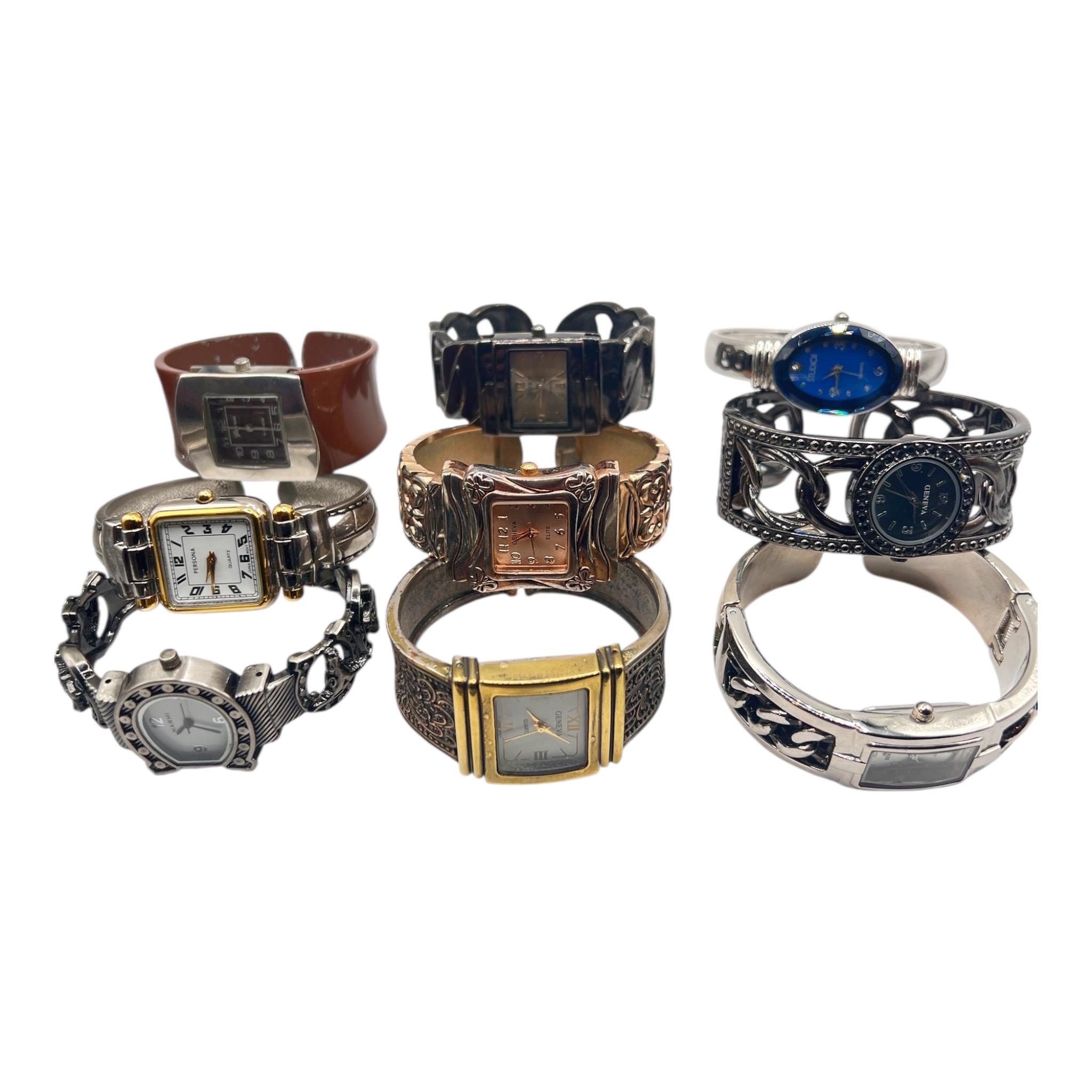 Ladies Geneva Beautiful Antique Brass Toned Hinged Cuff  Bracelet Analog Watch Geneva Womens Silver-tone Hinged Open Cuff Bracelet Watch  main image 4