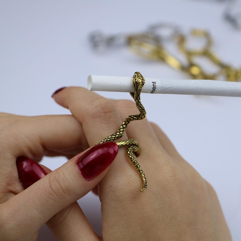 Snake and Skeleton Cigarette Holder, Ring Cigarette Holder, Cute ...