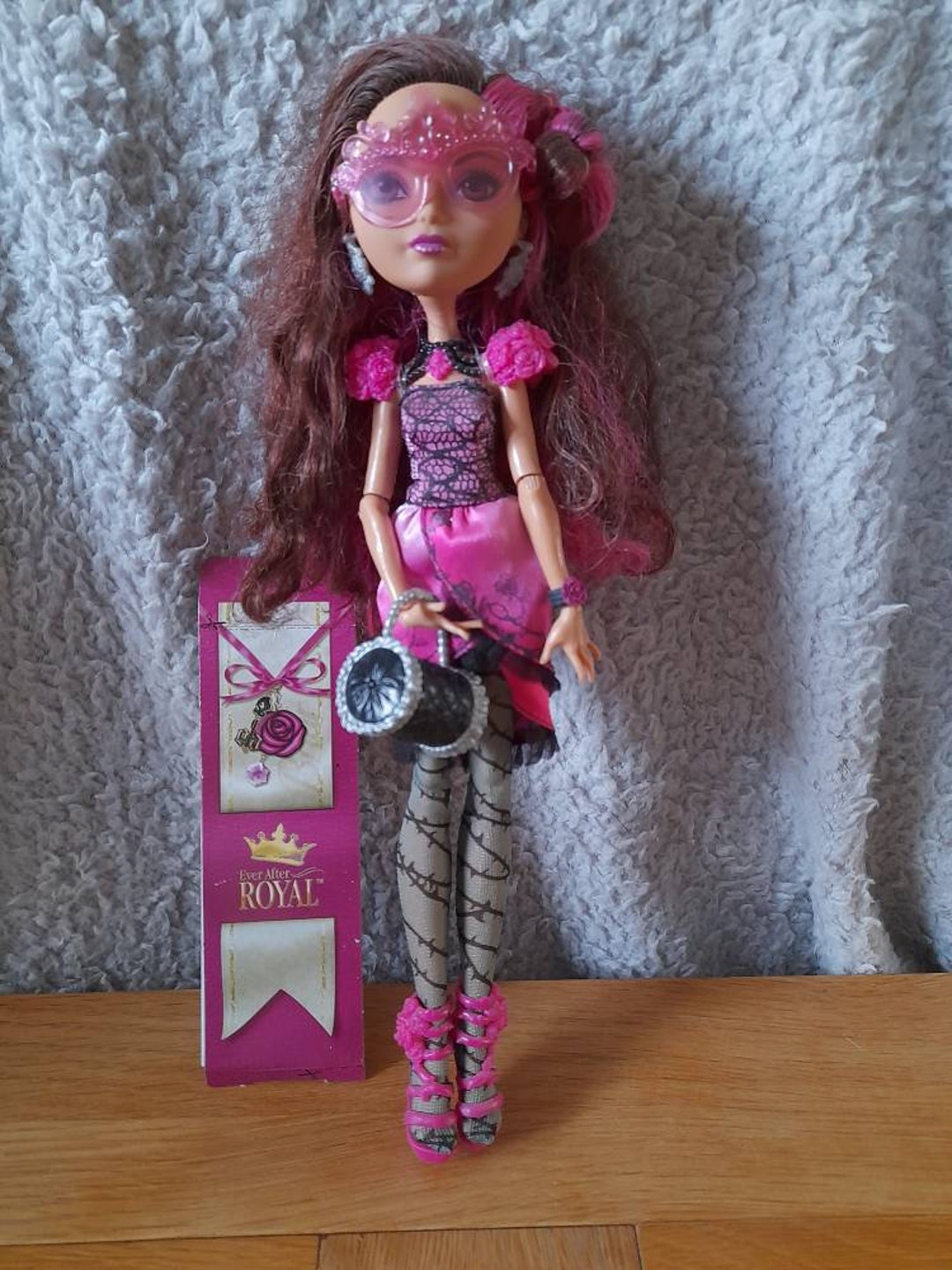 Ever After High LIZZIE HEARTS Ever After ROYAL Doll 1st Edition ORIGINAL  RELEASE 