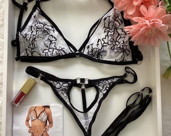Embroidery | Lingerie | Flowers| Delicate | See-Through set