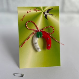 Martenitsi, Traditional Bulgarian Handmade Martenitsa Lucky Horseshoe brooch