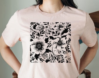 Wildflower shirt, Minimalist Floral T-shirt, Flower tee, Slimming festival shirt, Black Botanical Neutral t-shirt, Flower Market Top